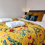 Bootham Court Grade Ii Duplex With Free Parking & Wi-fi - Sleeps 2-6 People 公寓
