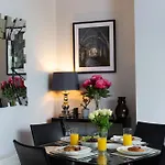 公寓 Bootham Court Grade Ii Duplex With Free Parking & Wi-fi - Sleeps 2-6 People *