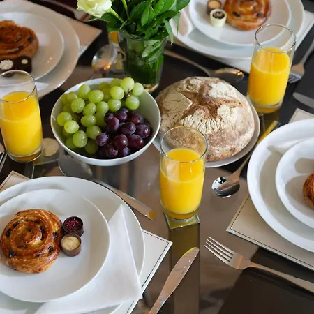 Bootham Court Grade Ii Duplex With Free Parking & Wi-fi - Sleeps 2-6 People Appartement *