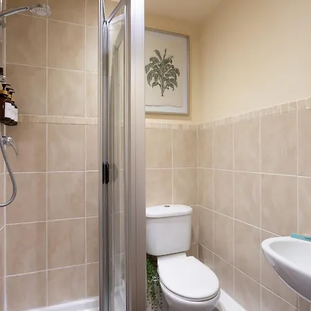 Bootham Court Grade Ii Duplex With Free Parking & Wi-fi - Sleeps 2-6 People Apartment
