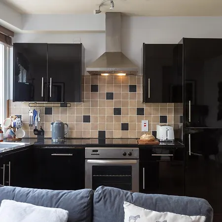 Apartment Bootham Court Grade Ii Duplex With Free Parking & Wi-fi - Sleeps 2-6 People