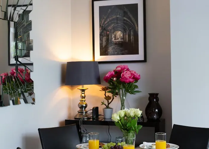 Appartement Bootham Court Grade Ii Duplex With Free Parking & Wi-fi - Sleeps 2-6 People *